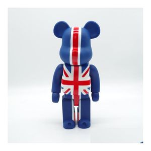 Figurines d'action Nouveau 400% Bearbrick Figurines de jouets d'action Ours Style britannique Grande taille Décoration Poupée Brique 28 cm avec boîte blanche Drop Dhals