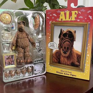 Action Toy Figures Ultimate NECA Alien Alf Figure Life Form alf Figure Action Joint Doll Mubable Dold Gift For Kids Collection T240422
