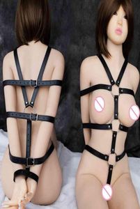 Juegos para adultos BDSM PU Cuerpo de cuero para mujeres Restricciones de esclavitud fetiche fetiche Productos de cinturón de seno expuesto 2107221282118