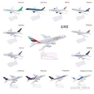 Aircraft Modle 16cm Original Model A380 Airbus UAE Lufthansa Boeing 747 Plane Model Plane Diecast Metal Model 1 400 Collection Plane Toy GiftHKD230701