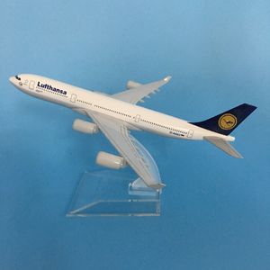 Aircraft Modle JASON TUTU 16cm Lufthansa Airbus A340 Airplane Model Plane Model Aircraft Diecast Metal 1/400 Scale Planes Drop 230426