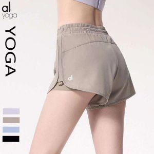 Al Hotty Hot Shorts Designer Liner Elasticband Été Lâche Yoga Pantalon de transpiration Nouveau Double Face Brossé Nude Feel Hip Sports Fiess