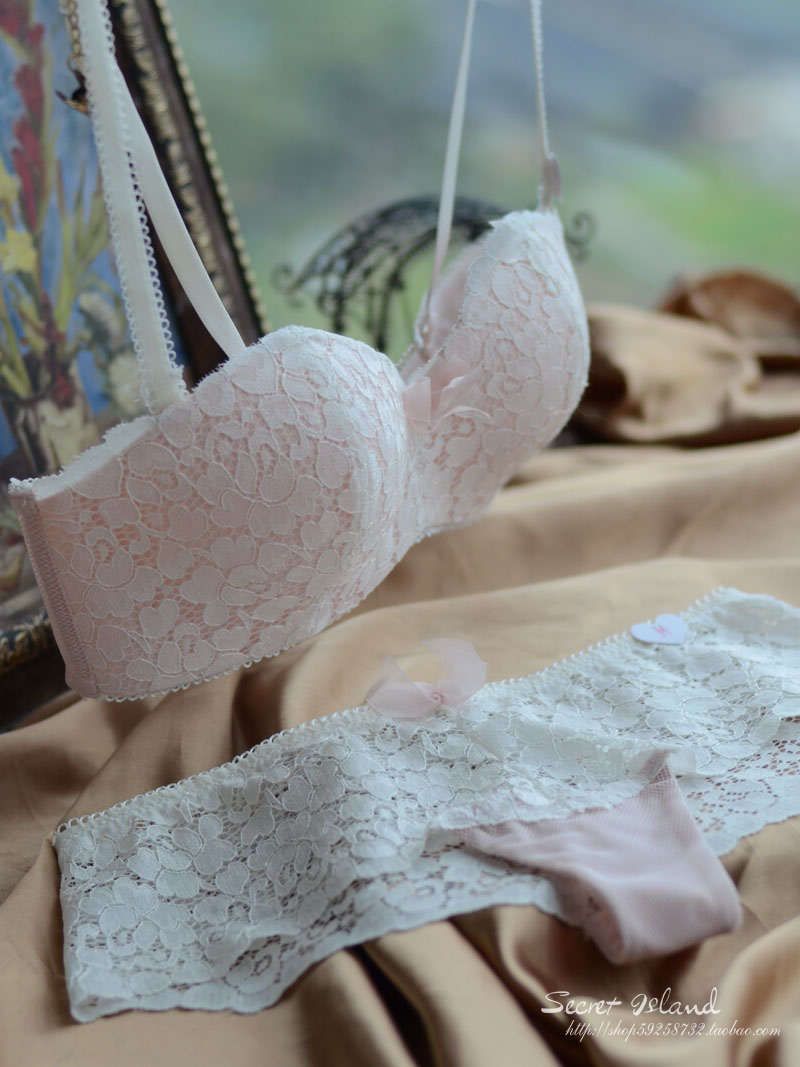 Wholesale-[ 32-38 A B C Cup ] New Fashion Women's White Lace Princess pink beautiful half cup Wire Free underwear bra set Color Block