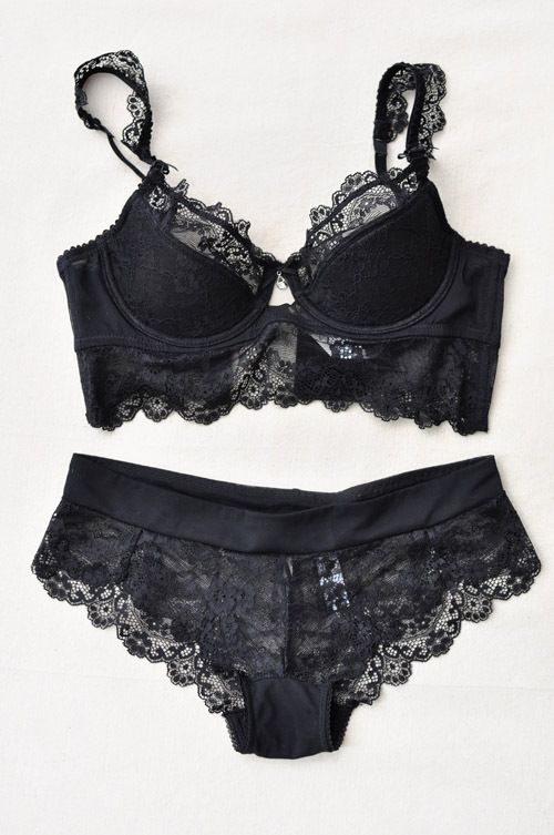 Wholesale- NEW Stylish Plus Size Lace Bra Set Women Push Up BRA Sexy Lingerie Lace Underwear A B C D Cup Free Shipping RS1509