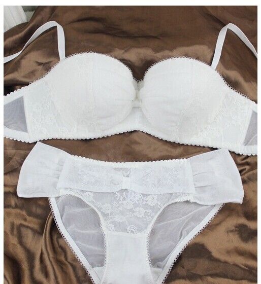 Wholesale- New Arrival Noble European Style Women Sexy Lace Floral Embroidery Push Up Bra Set One-Piece Double Breasted Underwear Set