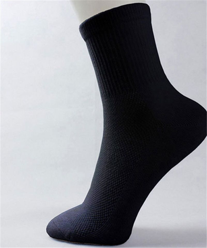 Wholesale-Stylish high quality 10 Pairs/Lot Summer Cosy Cotton comfortable Sport Socks Deodorant Football Basketball Socks for adult