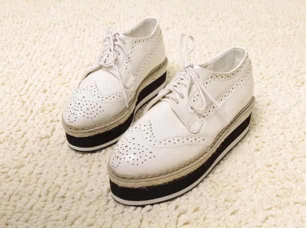 BN Womens Shoes Classics Dress Lace UPS Low Heels Oxfords Shoes Flats Pink Brown . Extremely cute