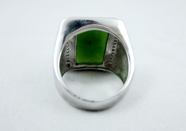Free Shipping - natural emerald ring. Green jade square ring surface. Successful men's choice.