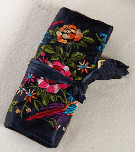 Portable Embroidered Travel Roll Up Bag for Cosmetic Makeup Storage Silk Brocade Drawstring 3 Zipper Pouch Women Clutch Coin Purse, Lavender
Portable Embroidered Travel Roll Up Bag for Cosmetic Makeup Storage Silk Brocade Drawstring 3 Zipper Pouch Women Clutch Coin Purse, Lavender