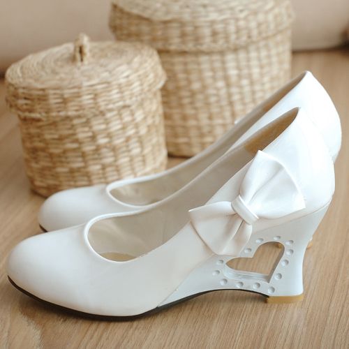size 4 womans bridal shoes
