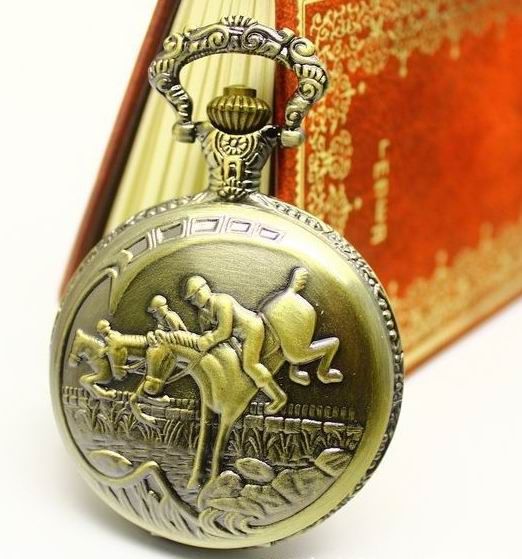 Luxury Unisex Antique Horse Racing Pocket Watch Women's Classic