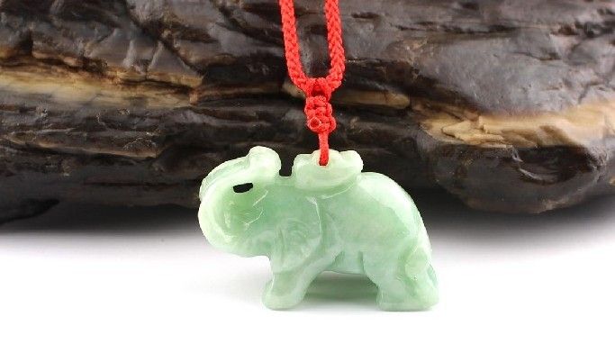 Natural white jade pendant, hand-carved elephant (auspicious), talisman pendant, necklace.