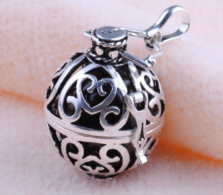 H9 20 D4 925 Sterling Silver Harmony Ball Sounds Mexican Bola Pendant