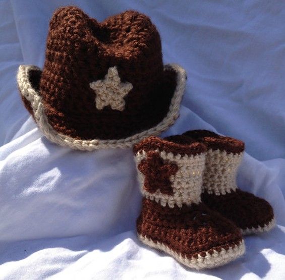 2016 Retail Crochet Baby Brown Cowboy Hat   Shoes Booties Sets.Newborn 