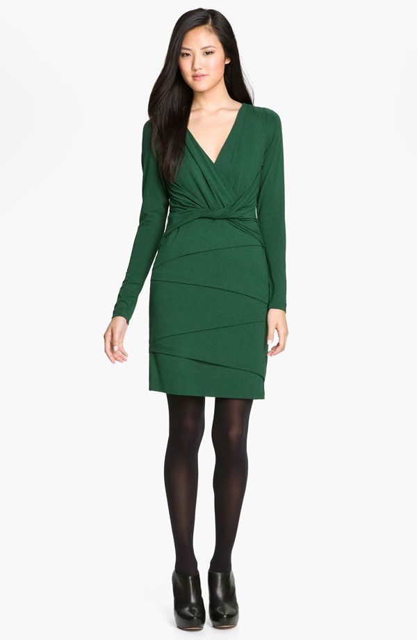 2017 Green Long Sleeves V Neckline Work Formal Career Dresses Seamed