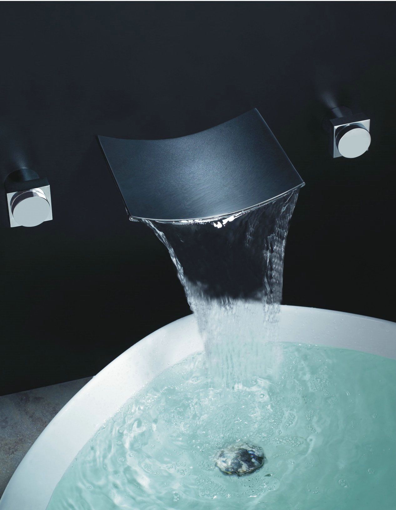 Wholesale Wall Mounted Waterfall Bath tub Basin Faucet Mixer F0019 ...