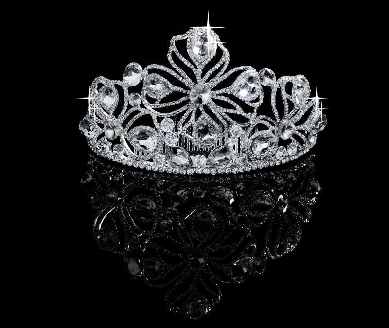 wedding tiaras with real flowers