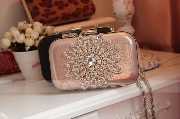 http://www.dhresource.com/albu_313800681_00-1.0x0/light-pink-and-black-noble-bridal-handbag.jpg http://www.dhresource.com/albu_313800681_00-1.0x0/light-pink-and-black-noble-bridal-handbag.jpg