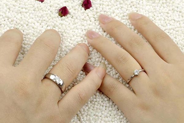 Lord of the ring wedding band