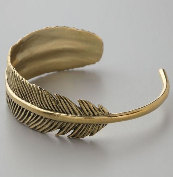 NEW Free shipping Monserat De Lucca Brass Feather Bracelet MOQ Hot sale of a vintage leaf bracelet
NEW Free shipping Monserat De Lucca Brass Feather Bracelet MOQ Hot sale of a vintage leaf bracelet