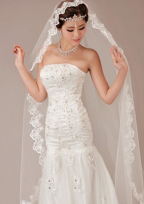 one tier ivory wedding veil