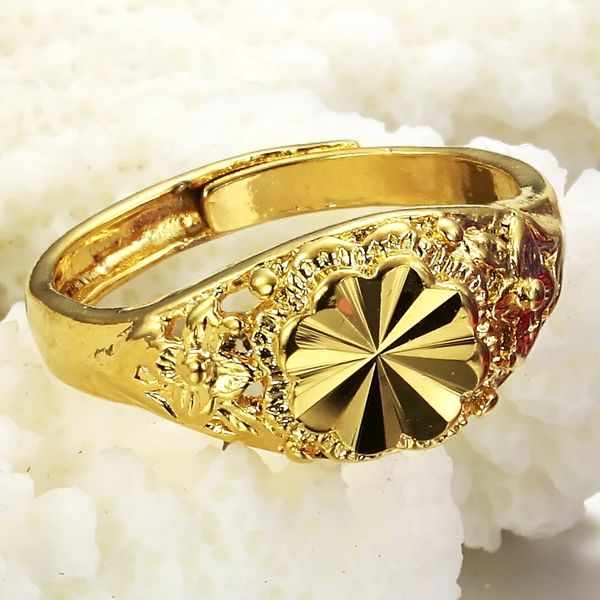 Chinese tradition wedding ring