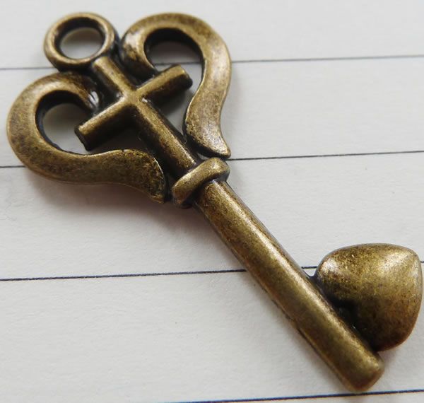 alloy Brass cross charm miniature miniature cross antique 300pcs charm Dollhouse heart Key alloy Brass cross charm miniature miniature cross antique 300pcs charm Dollhouse heart Key