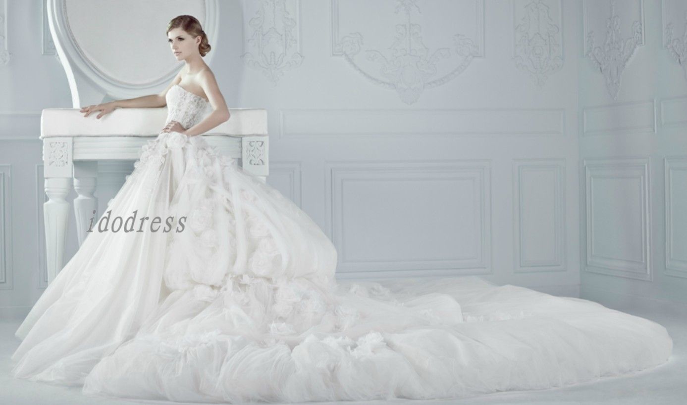 Wedding dresses with royal trains