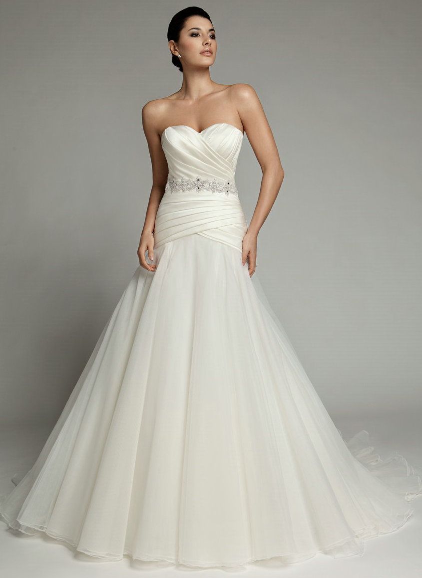 2013 Sweetheart Pleated ALine Wedding Dress Beaded Belt Tulle Chapel Train 2160 Cheap