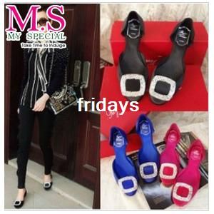 Online shoes. Shop designer shoes online