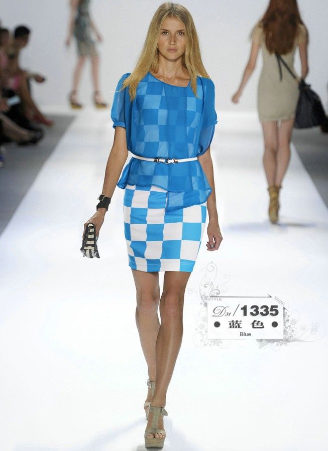 http://www.dhresource.com/albu_371884253_00-1.0x0/2013-new-women-fashion-plaid-print-dresses.jpg
