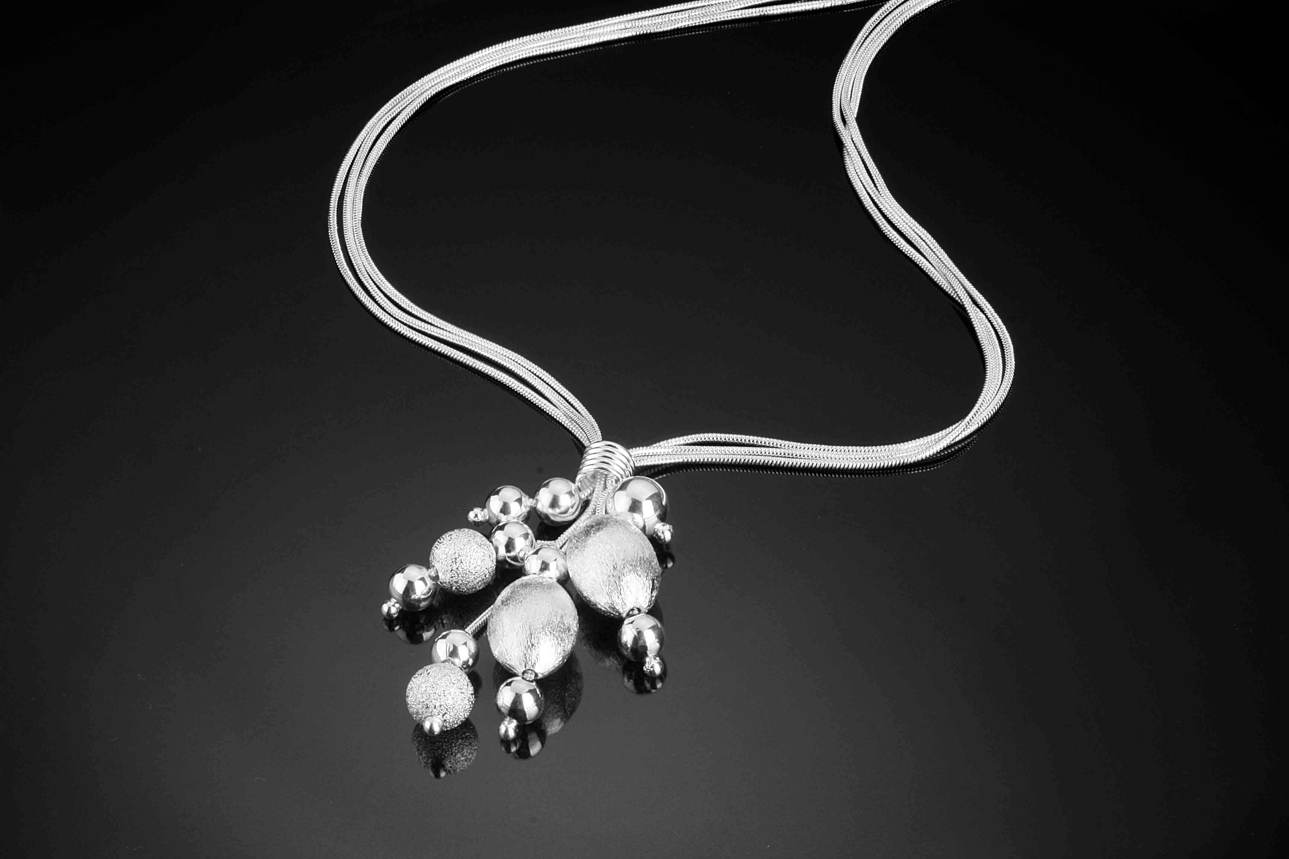 Hot Selling Womens 925 Silver Charming Necklace Fashion Lady Jewelry