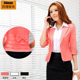 Business Attire For Women: Career Clothes