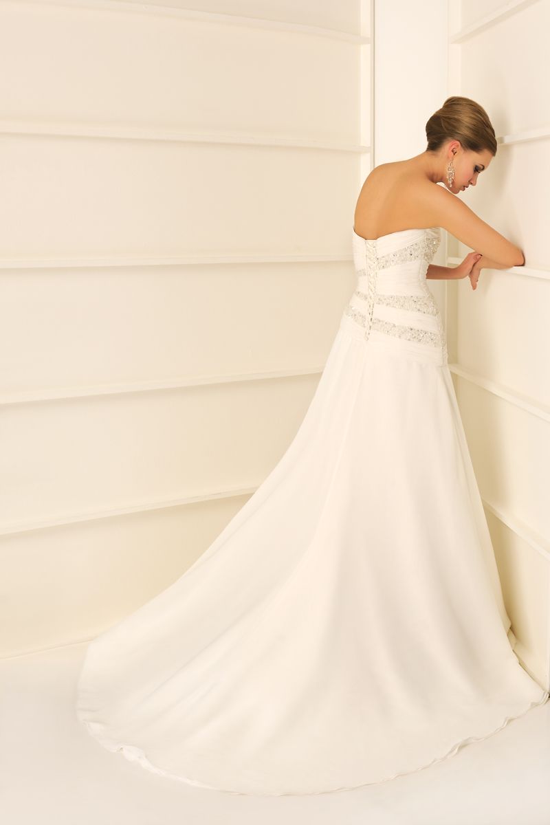 TOP Crystal Stunning White/Ivory Wedding Veil 2 Tier Cathedral Bridal Veils Bride Long Veil With Comb