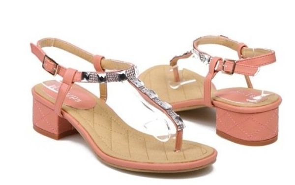 Endless.com, the online shoe store launched by Amazon before they acquired Zappos, is rolling out free international shipping on orders over $100 for more