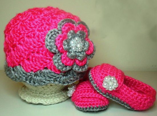 35%off Wholesale Rose Red Flowers Pearl Crochet Shoes.Cap/Kid Shoes/Caps/Cheap Shoes/Shoes Online/Shoes Shop/Discount Soes/Babyb Shoes From Yingshop