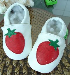 Strawberry clothing store website Online clothing stores