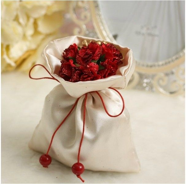 candy gift bags Floral Cloth Pouch Wedding Candy Holder Wedding Favor ...
