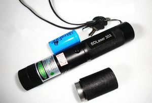 Yeşil Kırmızı Mavi Menekşe lazer pointer yüksek güç 532nm Lazer Feneri, sd lazer 303 + şarj + hediye kutusu