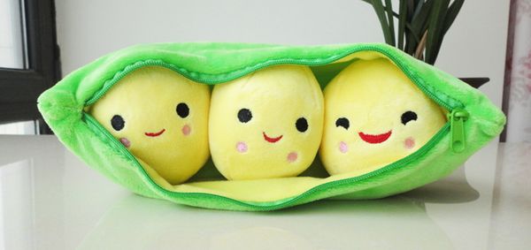9-pois-en-peluche-trois-petits-pois-dans.jpg