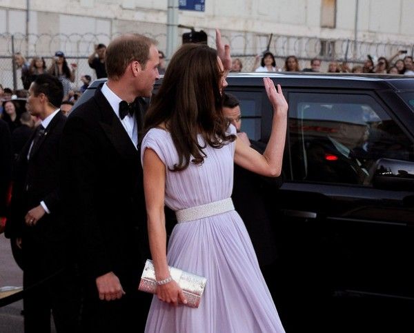 Classic Kate Middleton Red Carpet Dresses Lilac Long Prom Dresses Long Formal Evening Party Gowns with Sash