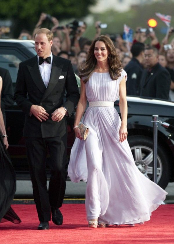 Classic Kate Middleton Red Carpet Dresses Lilac Long Prom Dresses Long Formal Evening Party Gowns with Sash