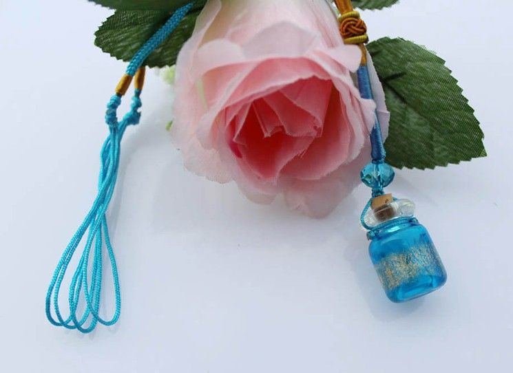 Bottle Necklace Pendant Diffuser Jewelry Charm Glass Perfume Bottle Necklace with Pendant Vial Essential Oil Bottle Pendant