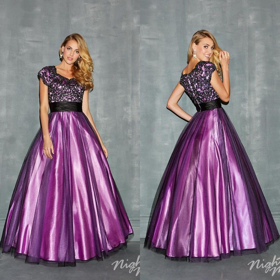 Modest New Short Sleeve Beaded Lace Applique Tulle Overlay Ball Gown