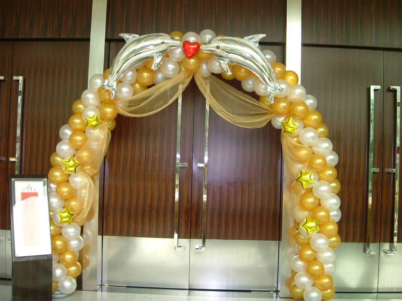 Al por mayor , El oro, la plata delfín arco profesional de decoración con globos. comercial de cumpleaños, de boda en globo