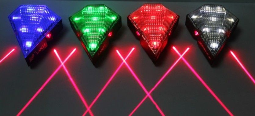Diamond Jewel Cycling Bicycle Bike Laser Beam Lane Chargeable 3 Mode 8LED + 2 Laser Waterproof Flashlight LED Tail Light
Diamond Jewel Cycling Bicycle Bike Laser Beam Lane Chargeable 3 Mode 8LED + 2 Laser Waterproof Flashlight LED Tail Light