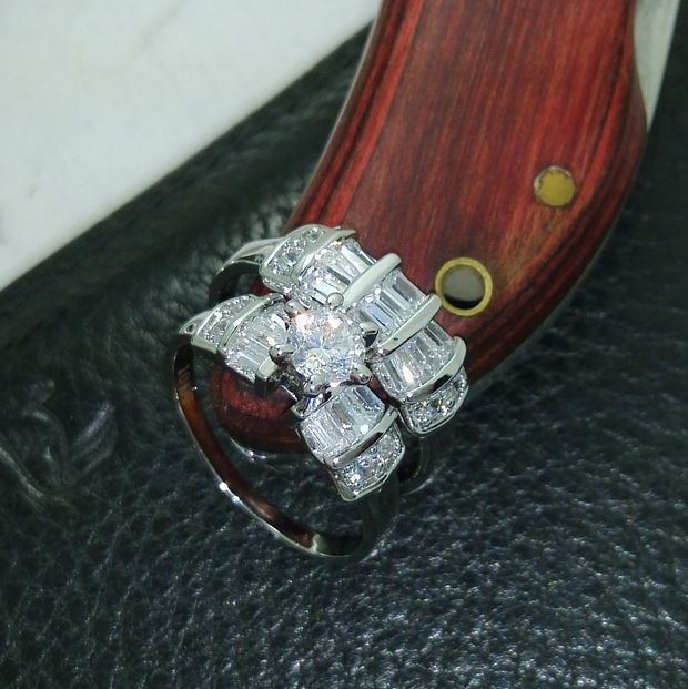 FREE SHIPPING Size 6/7/8/9/10 unique design Fashion jewelry white Topaz 10kt white gold filled Gem Wedding Ring set