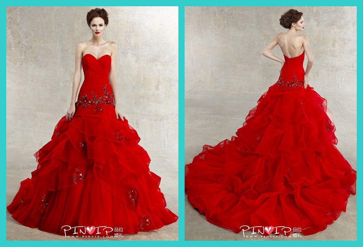 Wedding pictures red dresses