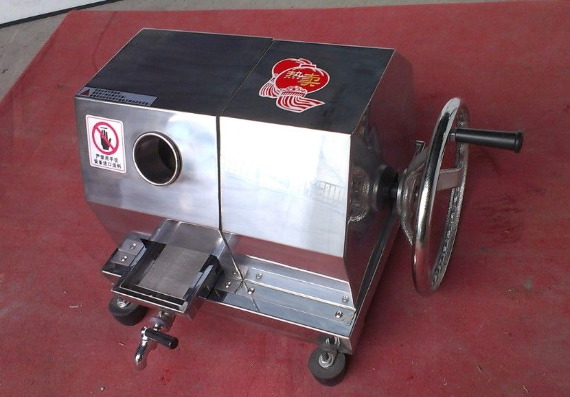 2017 Stainless Steel Manual Sugarcane Juicer Heavy Duty Hand Roll Sugar