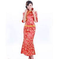 wedding etiquette red dress